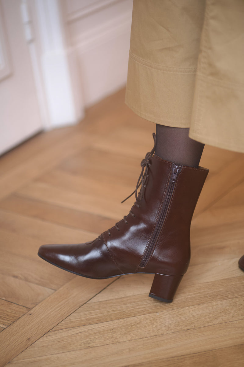 Pavlova Boots Yuca Castagna