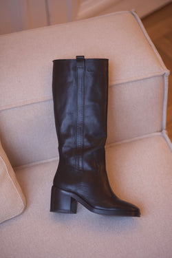Pré Vente - Camarguaise - Long Boots - Liscio Black