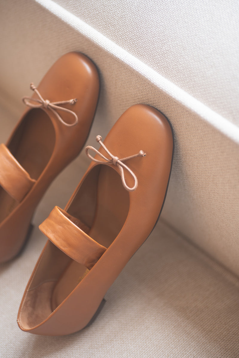 Colette Ballerina Nappa Spaniel