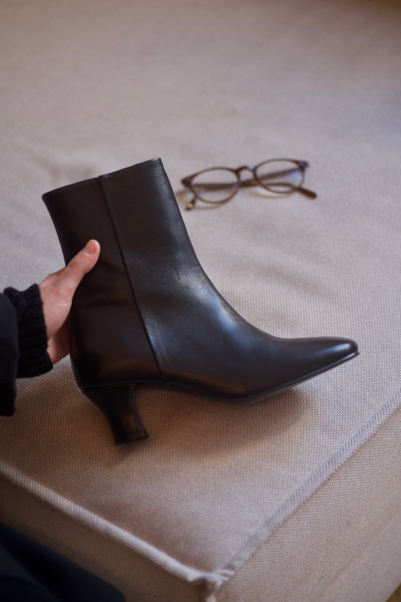 Olga Boots Calf Black