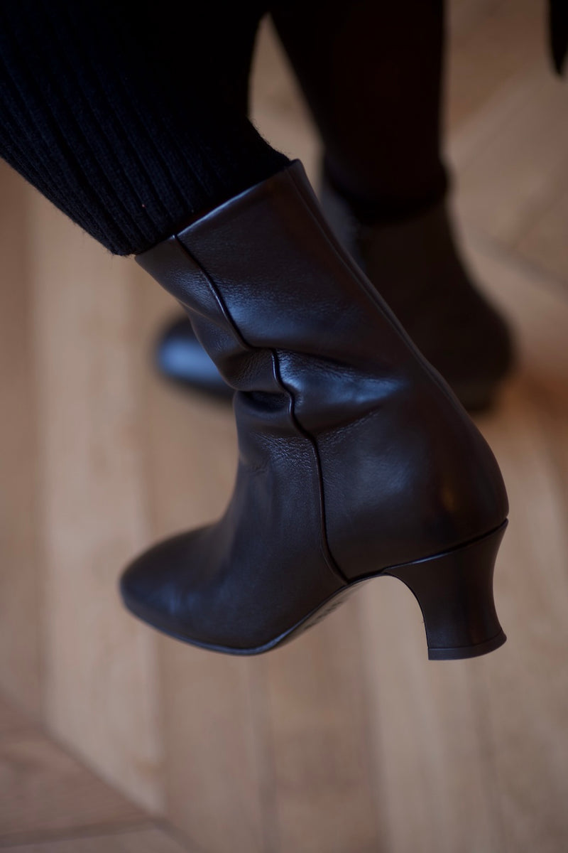 Olga Boots Calf Black