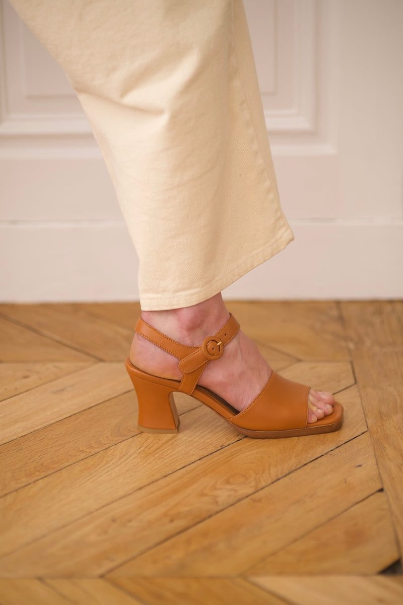 Dallas Sandals Nappa Iconic Tan / 37